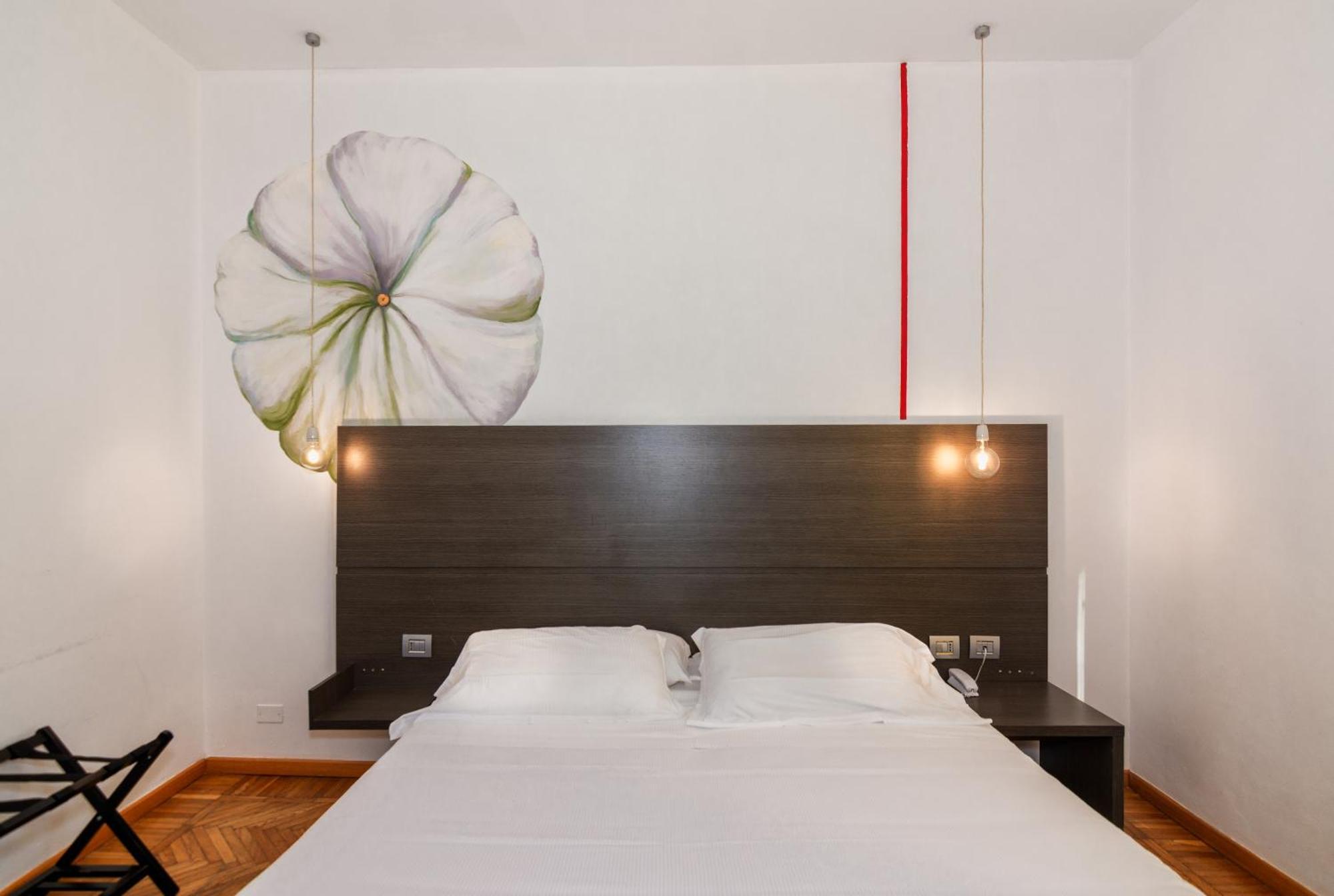 Hotel Tirreno Марина-ди-Масса Экстерьер фото
