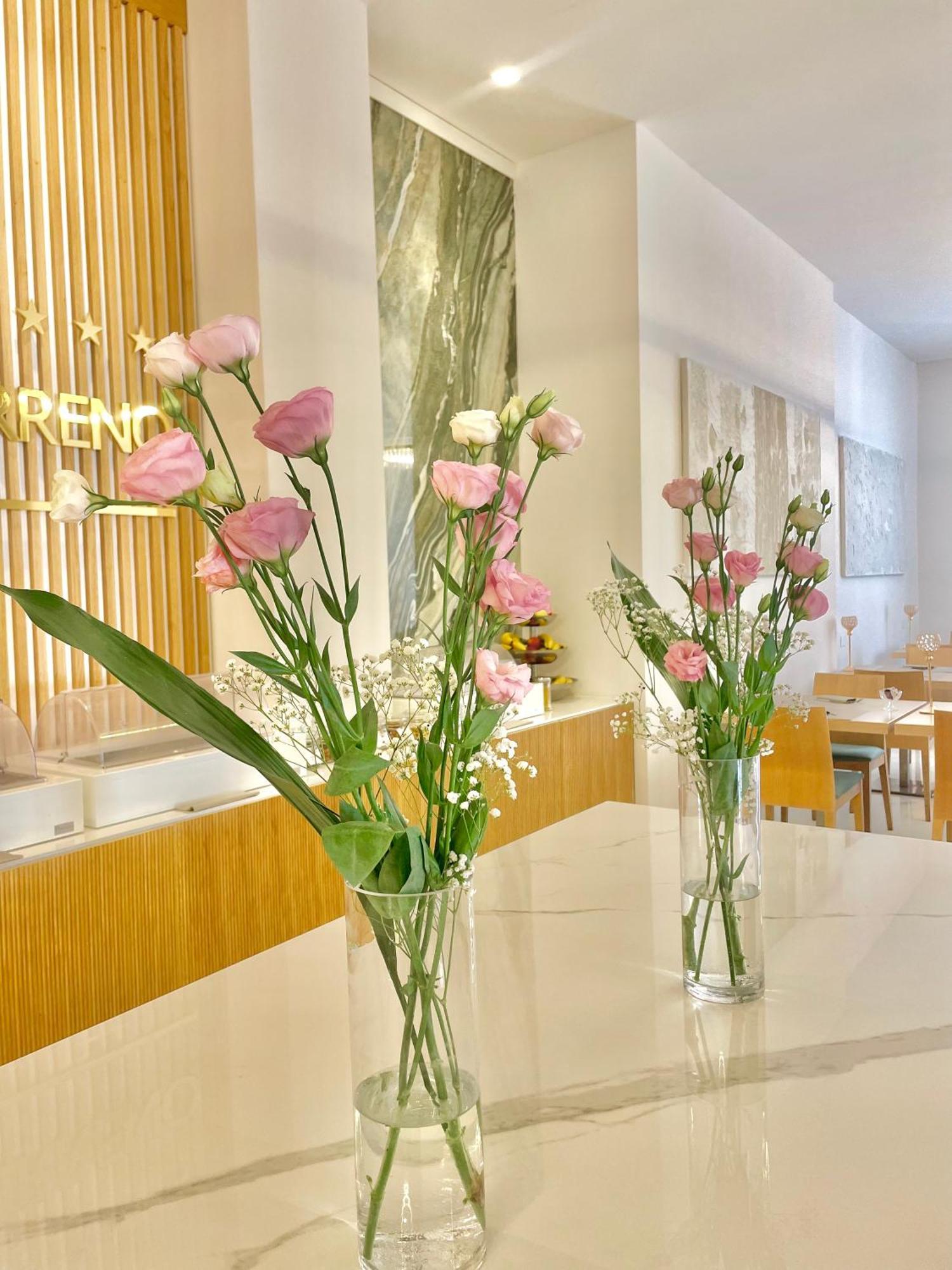 Hotel Tirreno Марина-ди-Масса Экстерьер фото